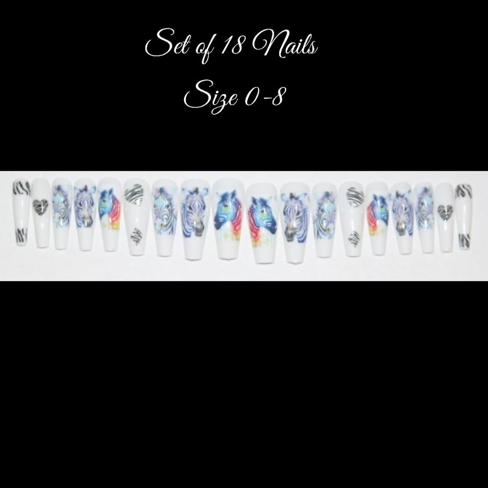 Zebras and hearts- press on nail set